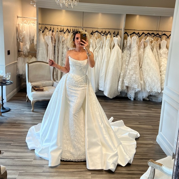 Leah Da Gloria Dresses & Skirts - Leah Da Gloria Marie Gown + Overskirt